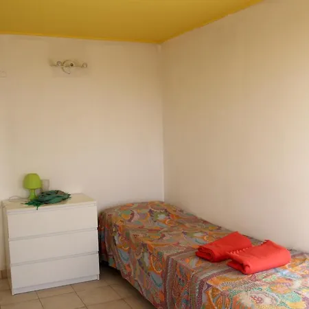 Comfortable With Sea View In 60 M² Διαμέρισμα Fano